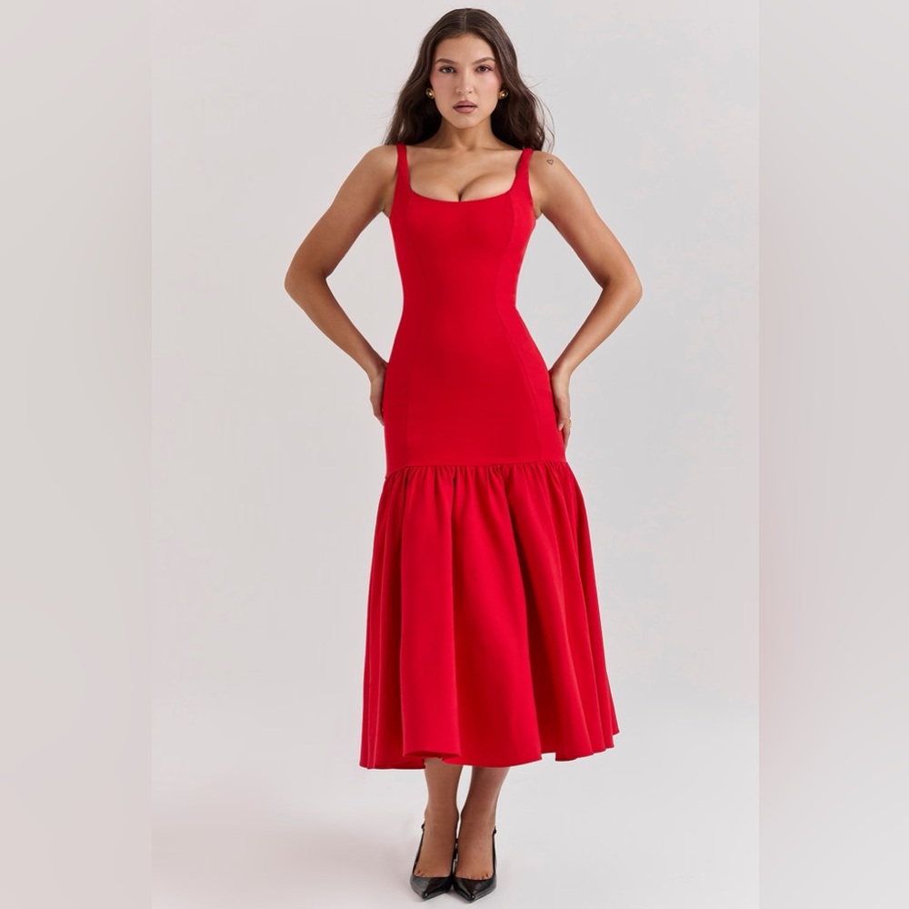 House of CB Amore in Red